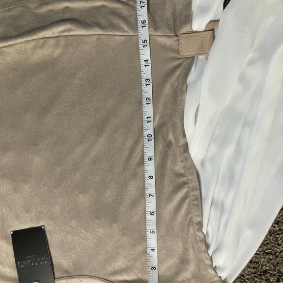 COCOMO Woman 1X Taupe Layered Blouse w/ Bell Sleeves & Peplum Hem — NWT - Picture 7 of 14